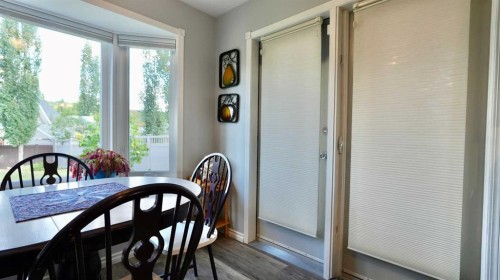 10501 83 Street, Peace River, AB - Indoor Photo Showing Dining Room