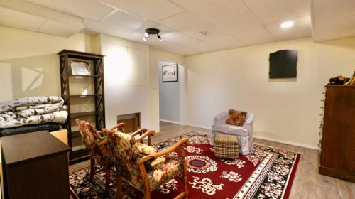 10501 83 Street, Peace River, AB - Indoor