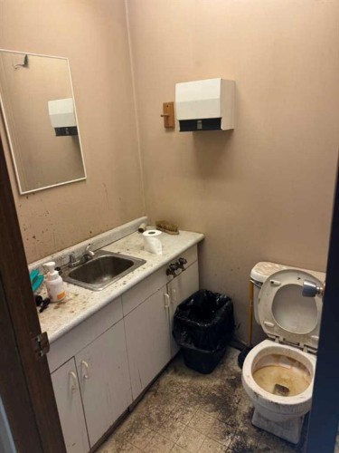 9802 98 Street, Grande Cache, AB 