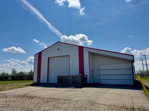 10933 90 Avenue, Fairview, AB 