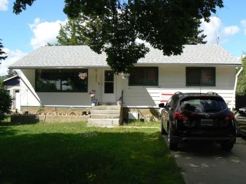 4836 55 Avenue  High Prairie, AB T0G 1E0