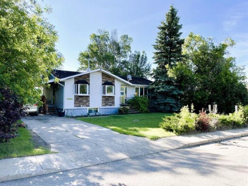10409 115 Street, Fairview, AB - Outdoor