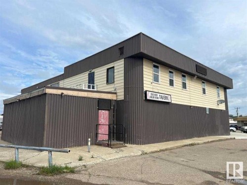 504 & 506 Main Street, Manning, AB 