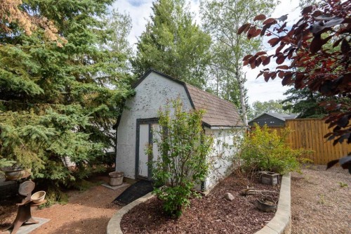 4501 52 Street, Fort Vermilion, AB - Outdoor