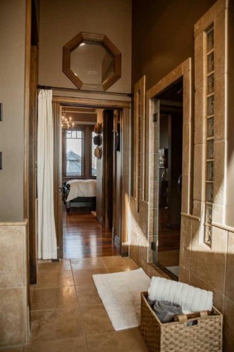 13 Chinook Crescent, High Level, AB - Indoor Photo Showing Other Room