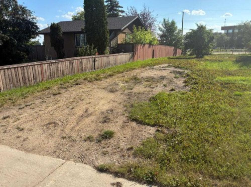 9626 Hillcrest Drive, Grande Prairie, AB 