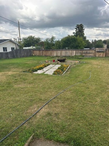 4718 49 Avenue, Grimshaw, AB - Outdoor