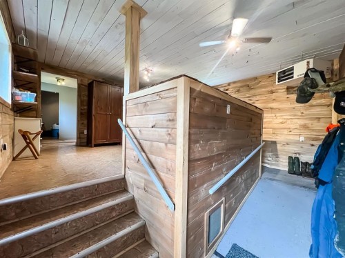 21 Erlam Street, Mclennan, AB - Indoor Photo Showing Other Room