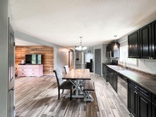 21 Erlam Street, Mclennan, AB - Indoor