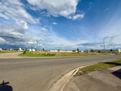 10105 130 Avenue  Grande Prairie, AB T8V 8L6