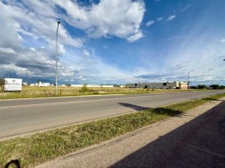 12901 102 Street  Grande Prairie, AB T8V 8L6