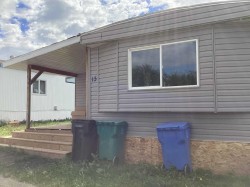 13-600 14 Street  Beaverlodge, AB T0H 0C0