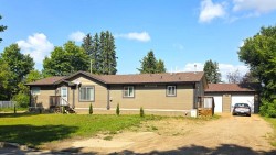 4732-55 Avenue  High Prairie, AB T0G 1E0