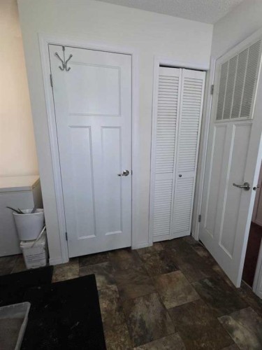 4732-55 Avenue, High Prairie, AB - Indoor Photo Showing Other Room