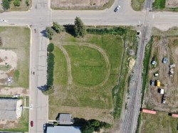 4817-51 Avenue  High Prairie, AB T0G 1E0