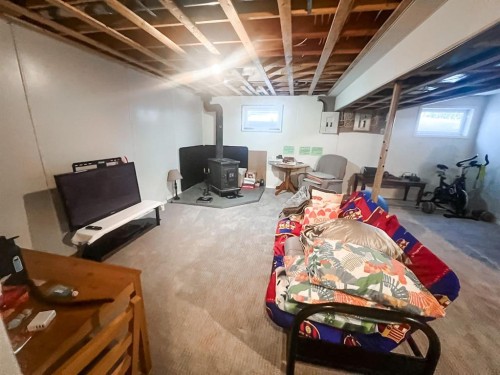 4807 51 Street, Fort Vermilion, AB - Indoor Photo Showing Basement