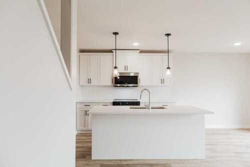 9558 114 Avenue, Clairmont, AB - Indoor Photo Showing Kitchen With Upgraded Kitchen