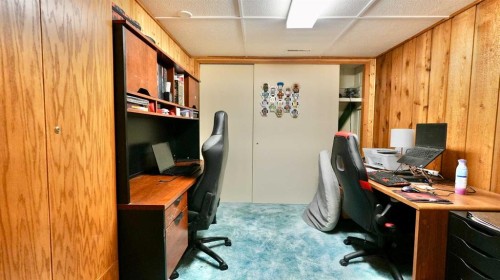 11113 103 Street, Peace River, AB - Indoor Photo Showing Office