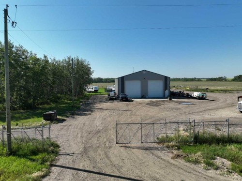 - Nw 32-70-9-W6, Beaverlodge, AB 