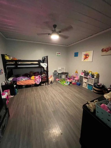 - Nw 32-70-9-W6, Beaverlodge, AB 