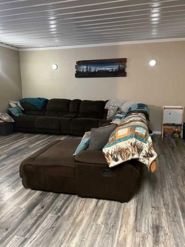 - Nw 32-70-9-W6, Beaverlodge, AB 