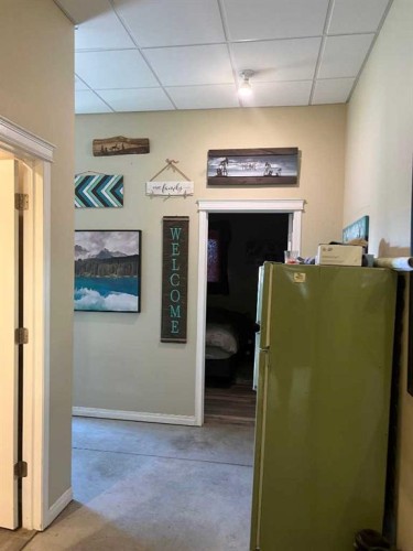 - Nw 32-70-9-W6, Beaverlodge, AB 