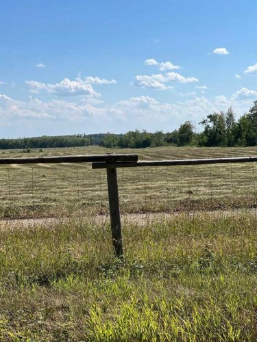 - Nw 32-70-9-W6, Beaverlodge, AB 