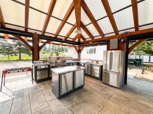 143 Peace River Ave, Rural Big Lakes County, AB - 