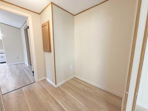 5206 52 Avenue, Valleyview, AB - Indoor Photo Showing Other Room