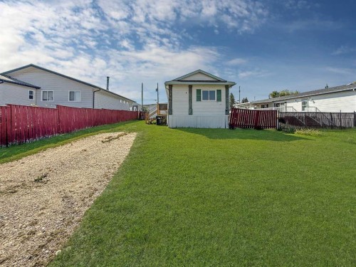 5206 52 Avenue, Valleyview, AB - Outdoor