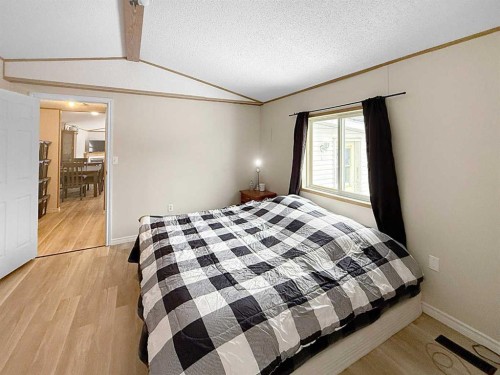 5206 52 Avenue, Valleyview, AB - Indoor Photo Showing Bedroom