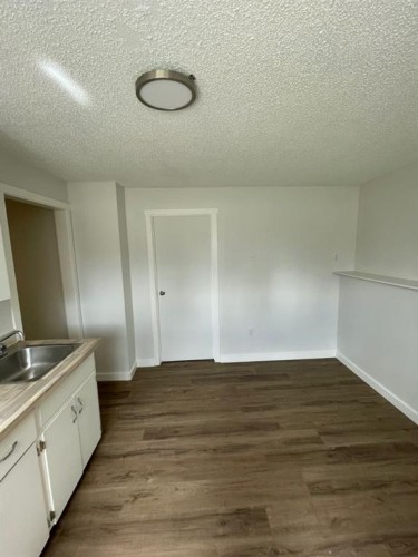 10132 102 Avenue, Grande Prairie, AB - Indoor