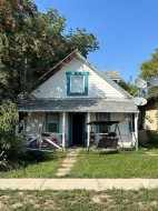 5030 52 Avenue  High Prairie, AB T0G 1E0