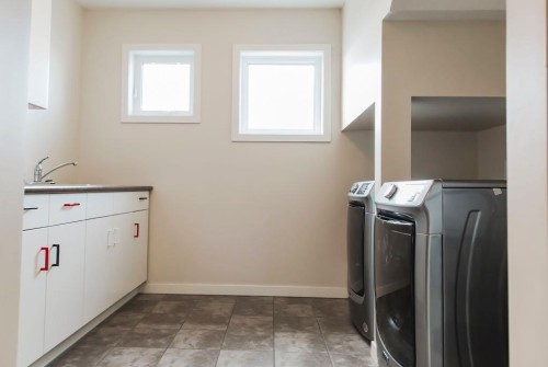 93062 Township Road 703, Wembley, AB - Indoor Photo Showing Laundry Room