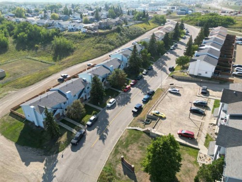 8420 99 Avenue, Peace River, AB - Outdoor With View