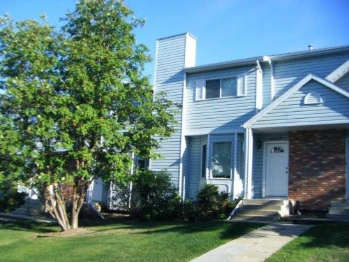 8420 99 Avenue, Peace River, AB - Outdoor