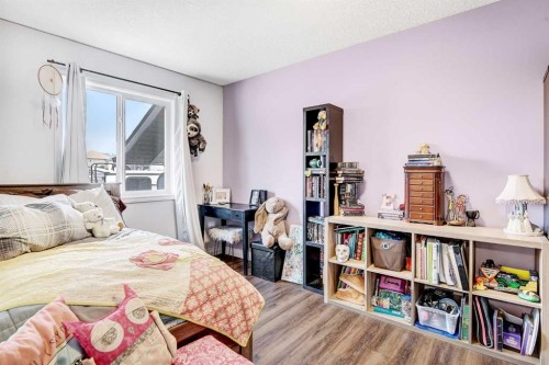 1101 Redlow Drive, Beaverlodge, AB - Indoor Photo Showing Bedroom