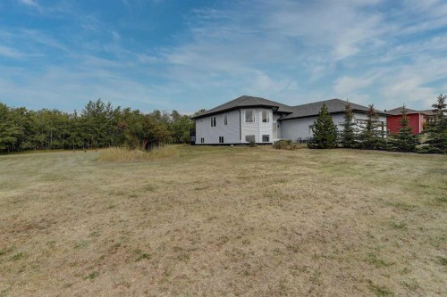 1101 Redlow Drive, Beaverlodge, AB - Outdoor
