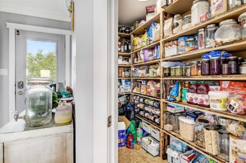 1101 Redlow Drive, Beaverlodge, AB - Indoor