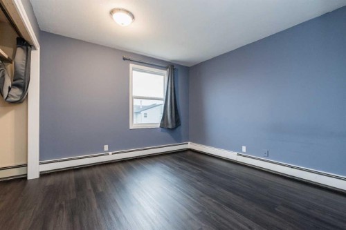 1212-7201 Poplar Drive, Grande Prairie, AB - Indoor Photo Showing Other Room