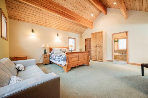 118-70544 Range Road 243, Rural Greenview No. 16, M.D. Of, AB - Indoor Photo Showing Bedroom