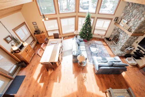 118-70544 Range Road 243, Rural Greenview No. 16, M.D. Of, AB - Indoor With Fireplace