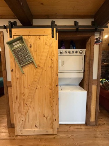 #7 Lakeview Drive, Joussard, AB - Indoor Photo Showing Laundry Room
