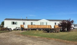 9702 108A Avenue  Clairmont, AB T8X 5E3