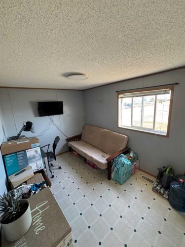 9702 108A Avenue, Clairmont, AB - Indoor