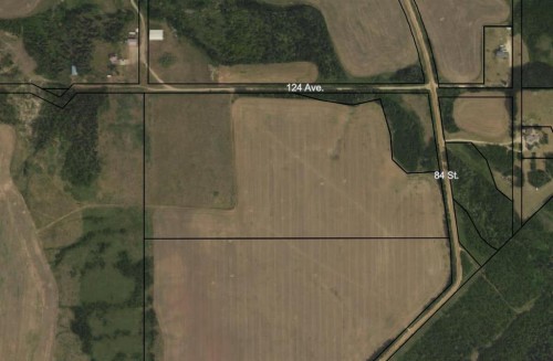 . 84 Street, Peace River, AB 