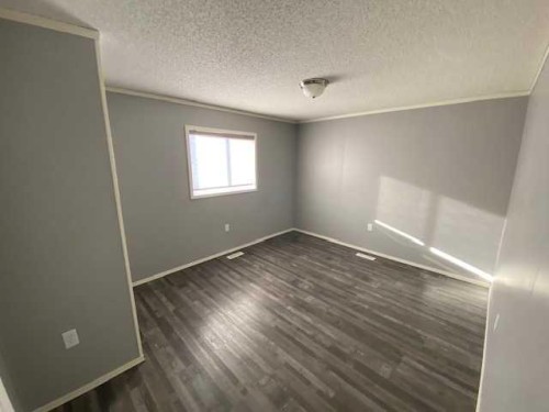 7928 97 Avenue, Peace River, AB 