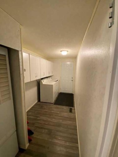 7928 97 Avenue, Peace River, AB 