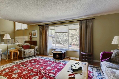 713062 Range Road 94, Beaverlodge, AB - Indoor