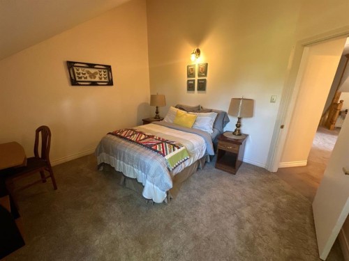 11905 91 Street, Peace River, AB - Indoor Photo Showing Bedroom
